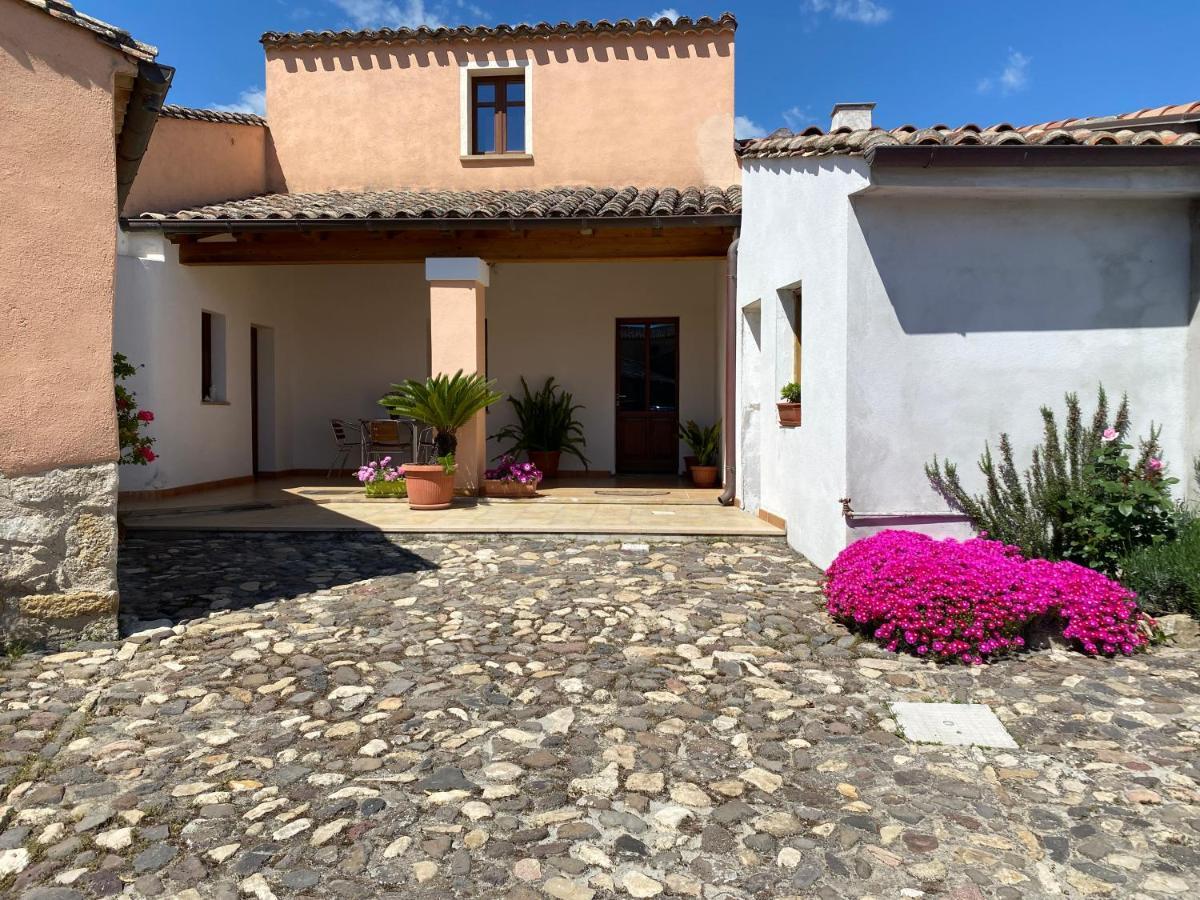 B&B Domenico Paulis Tuili Extérieur photo